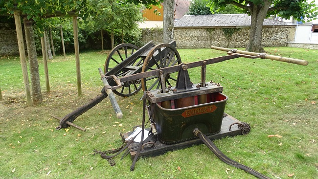 JEP 16 ET 17/09/2023 : EXPOSITION DES DEUX POMPES A INCENDIE DATEES DE 1879 ET 1905